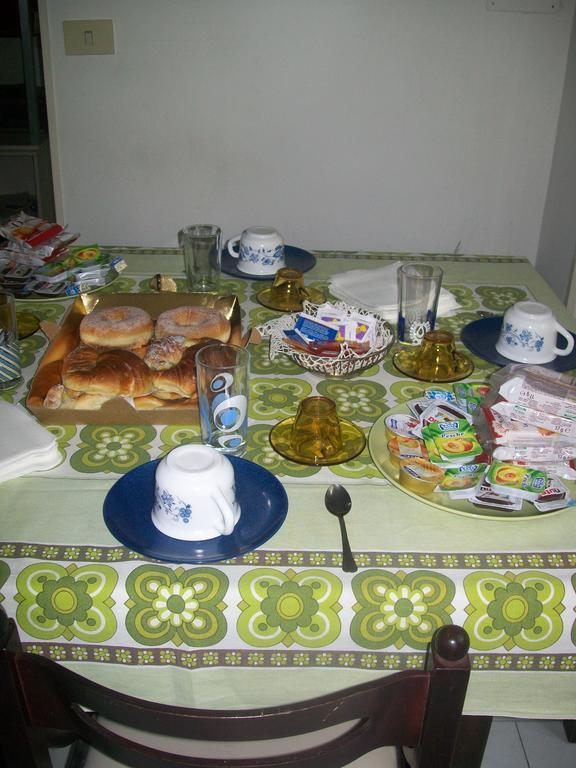 Alojamento de Acomodação e Pequeno-almoço Tiber Roma